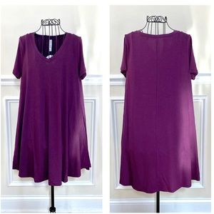 *CLEARANCE* Zenana Premium V-Neck Trapeze Dress